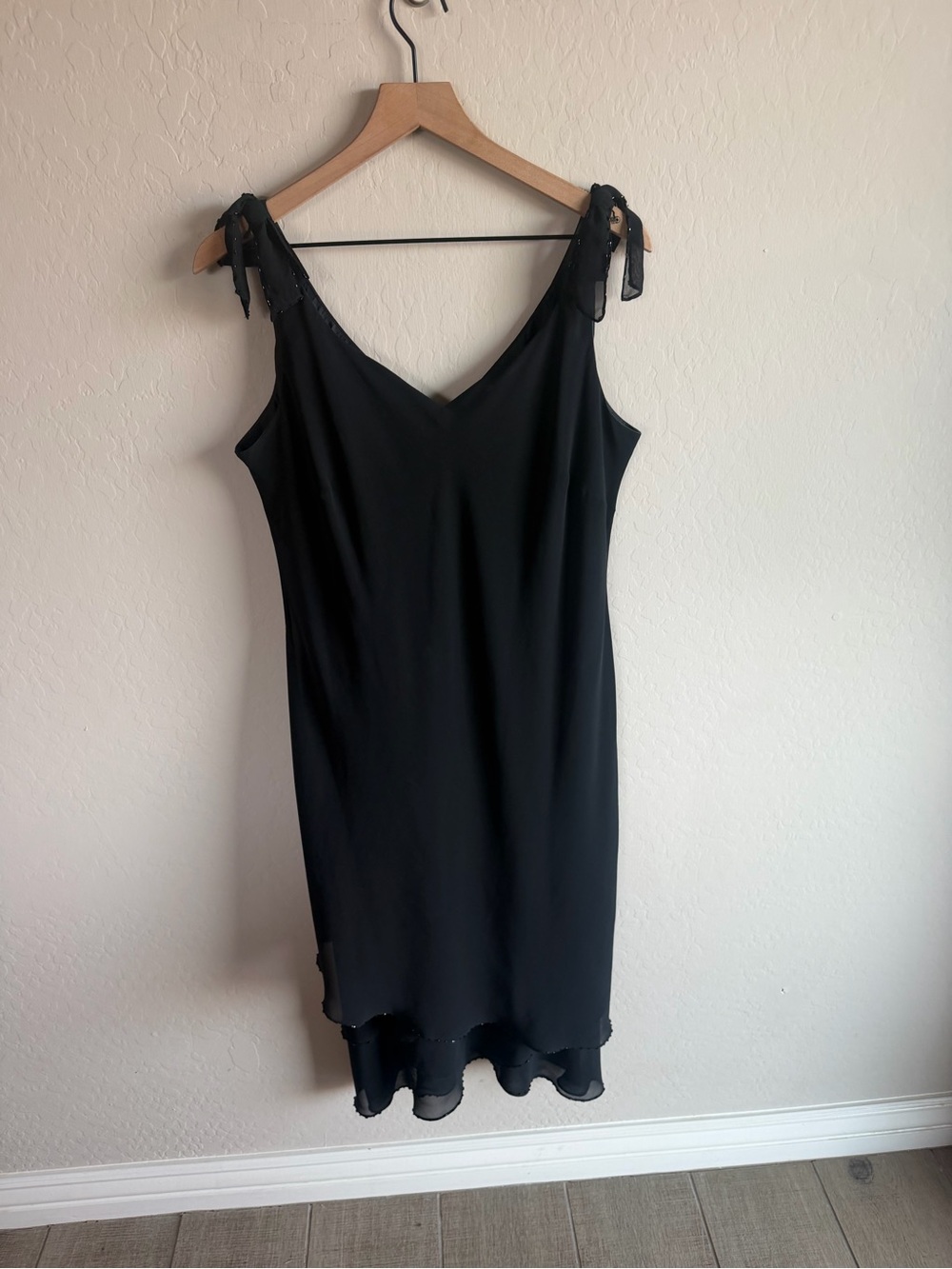 VTG Evan Picone Black Tie Shoulder Slip Dress 16 Chiffon Beaded Glam Flowy - Picture 7 of 8